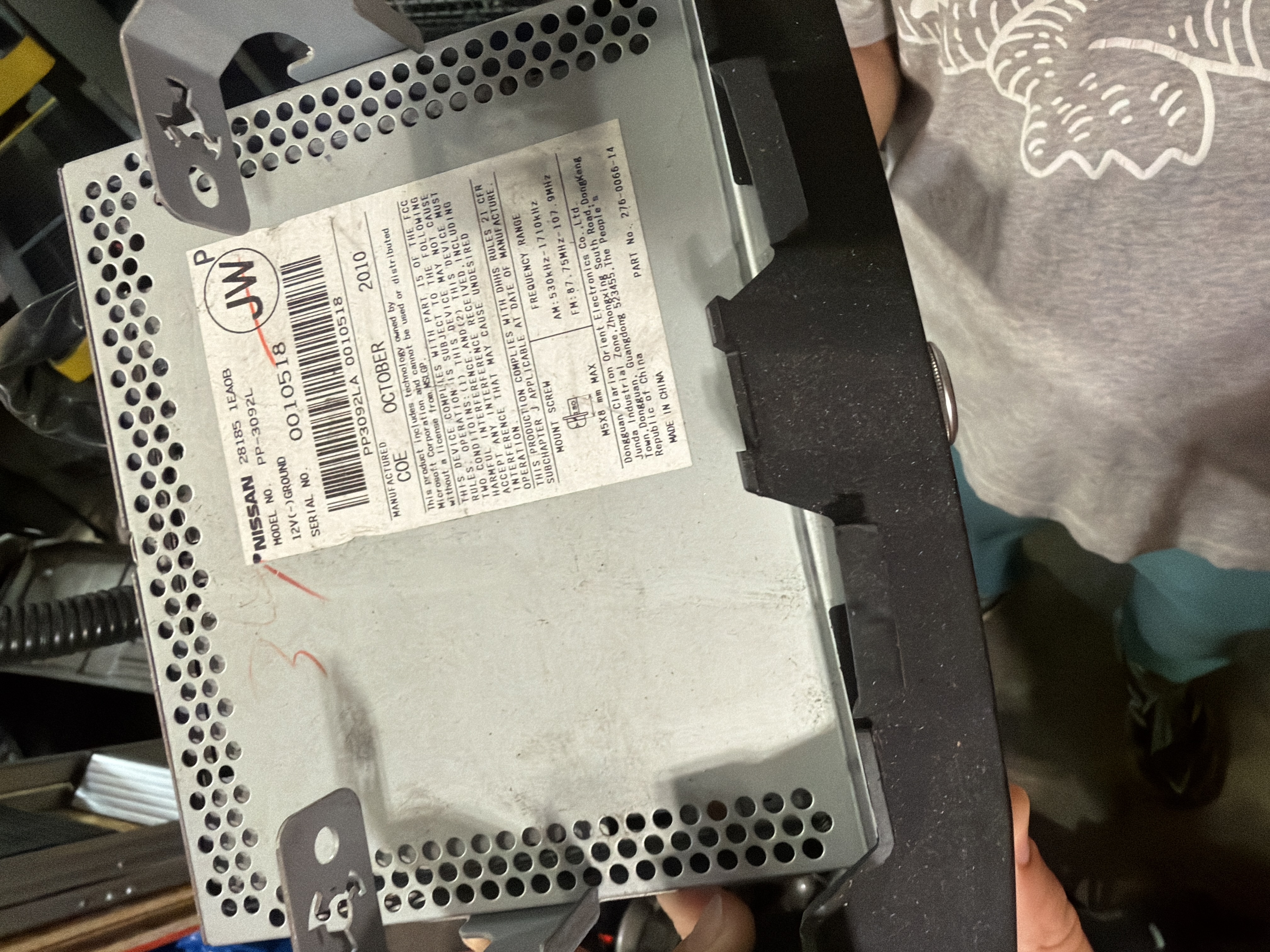 Nissan OEM head unit PP-3092L (28185 1EA0B) — Z33 / 350z fit, Clarion-built — 2004 Nissan